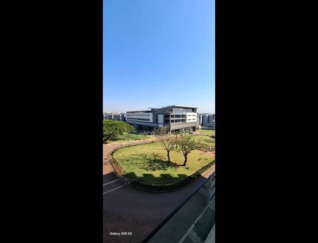 2 BEDROOM APARTMENT FOR SALE IN UMHLANGA RIDGE